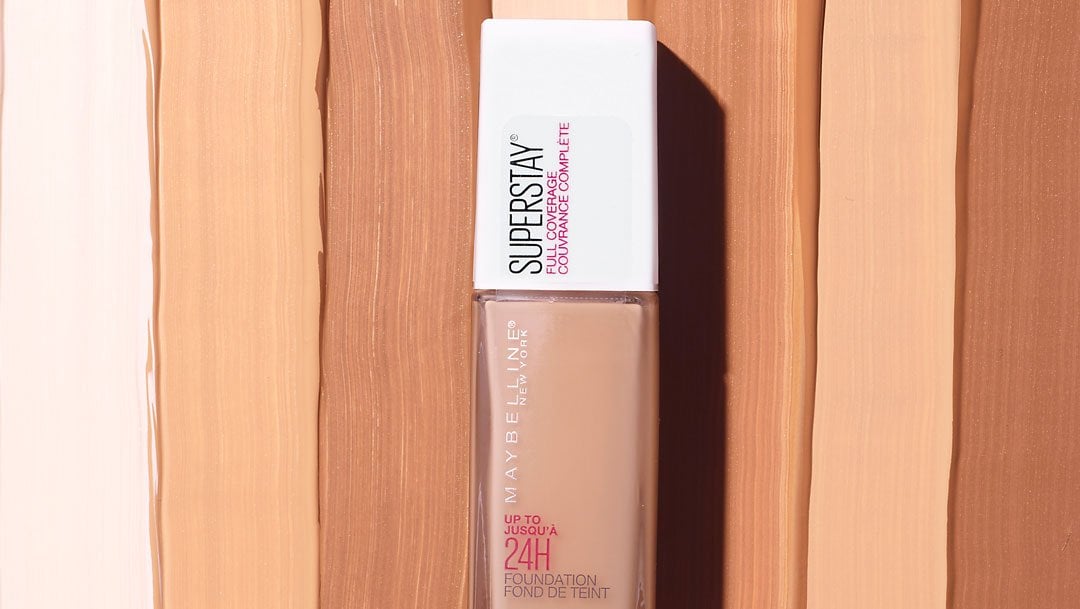 Product laydown Super Stay 24hr foundation 5